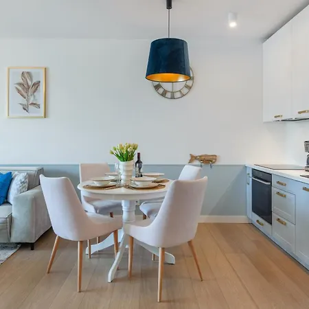 Aqua Blue B101-polanki Aqua-holiday アパート