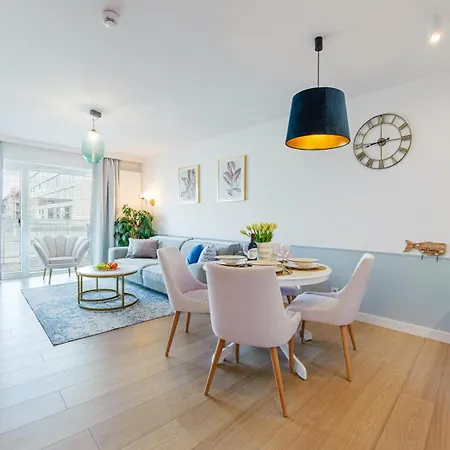 Aqua Blue B101-polanki Aqua-holiday アパート